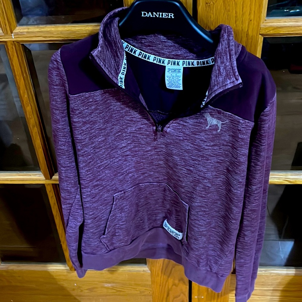 Pre-Owned Victoria Secret, Women Sweatshirt, size medium in Burgundy.